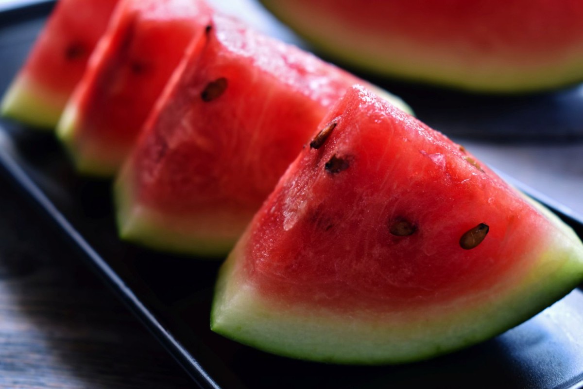 Watermelon Seeds Benefits: अगर गलती से तरबूज के बीज खा जाएं, तो क्या आपको पता है कि शरीर को फायदा होगा या नुकसान?