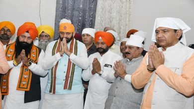 गुरु तेग बहादुर जी का प्रकाश पर्व; CM Nayab Saini बीड़ ने मथाना गांव के गुरुद्वारे में माथा टेका और गेट का उद्घाटन किया