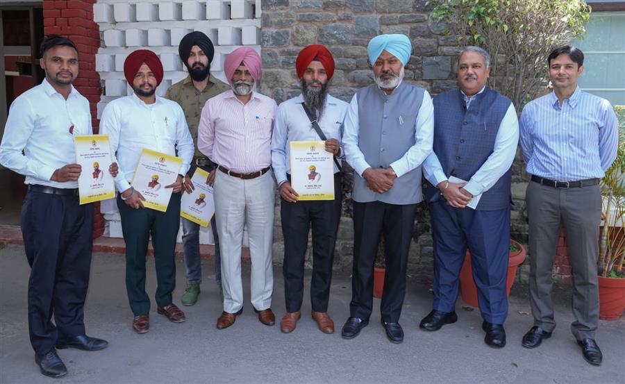 वित्त मंत्री Harpal Singh Cheema ने आबकारी एवं कराधान निरीक्षकों को नियुक्ति पत्र सौंपे