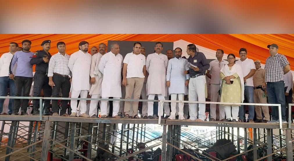 कैबिनेट मंत्री कृष्ण कुमार बेदी ने उचाना में आयोजित होने वाली राज्य स्तरीय संत शिरोमणी धन्ना भगत जयंती स्थल का लिया जायजा