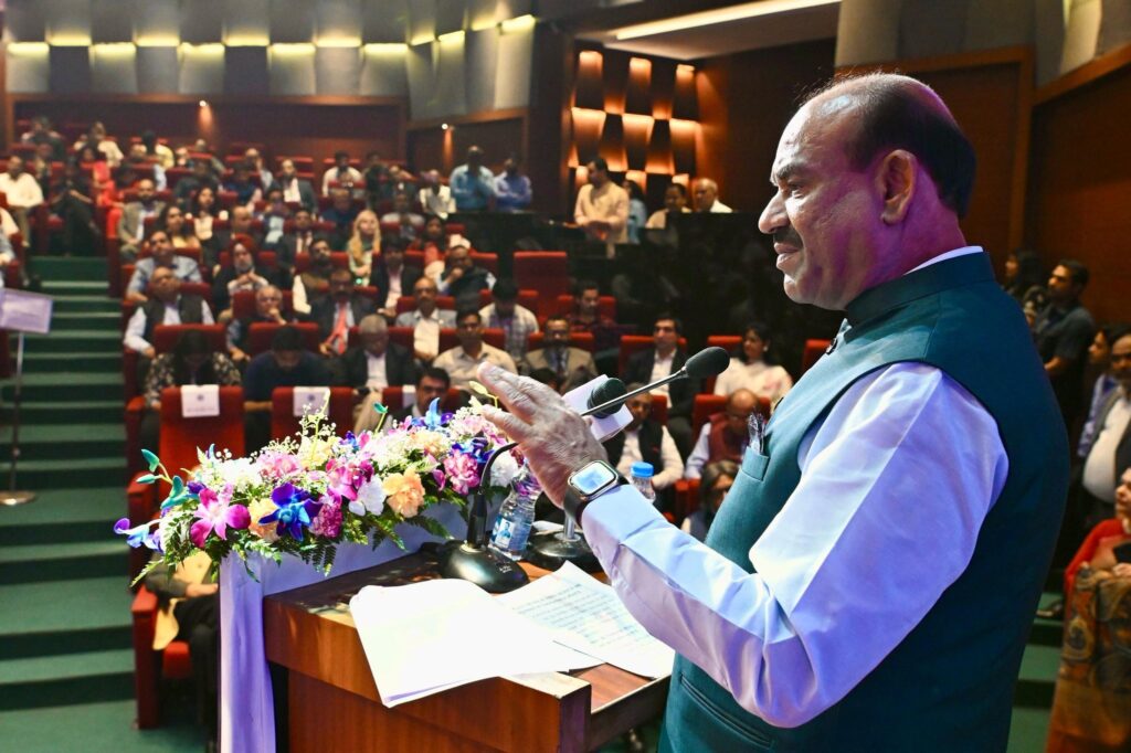 लोकसभा अध्यक्ष ओम बिरला ने विकसित भारत 2027 के रोडमैप की रूपरेखा प्रस्तुत की, विकास के टिकाऊ और समावेशी मॉडल का आह्वान किया