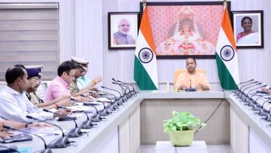 UP News: यूपी के किसानों को मौसम की मार के बीच बड़ी राहत, सीएम योगी ने अफसरों को ये आदेश दिए