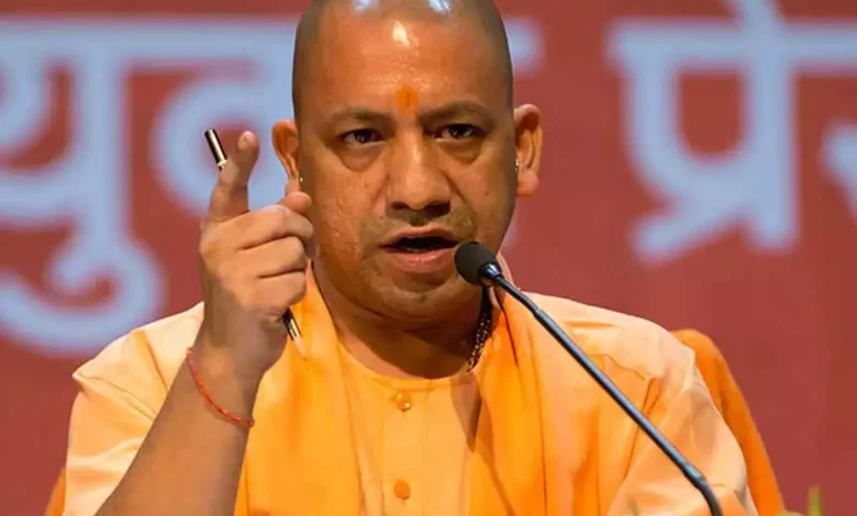 CM Yogi Adityanath ने पीएम आवास योजना में लापरवाही पर कठोर कार्रवाई की, नौ इंजीनियरों की सेवाएं समाप्त 1 CM Yogi Adityanath ने पीएम आवास योजना में लापरवाही पर कठोर कार्रवाई की, नौ इंजीनियरों की सेवाएं समाप्त
