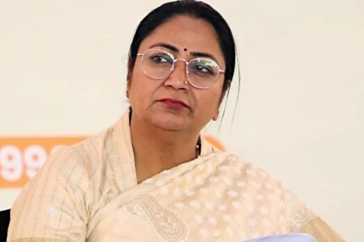 CM Rekha Gupta ने बताया दिल्ली के मोहल्ला क्लीनिक के कर्मचारियों की नौकरी का क्या होगा