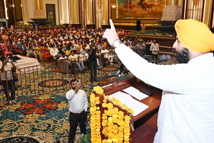 Harjot Singh Bains ने 'पिंडा दे पहरेदारों' से नशा विरोधी संदेश को हर घर तक पहुंचाने का आह्वान किया