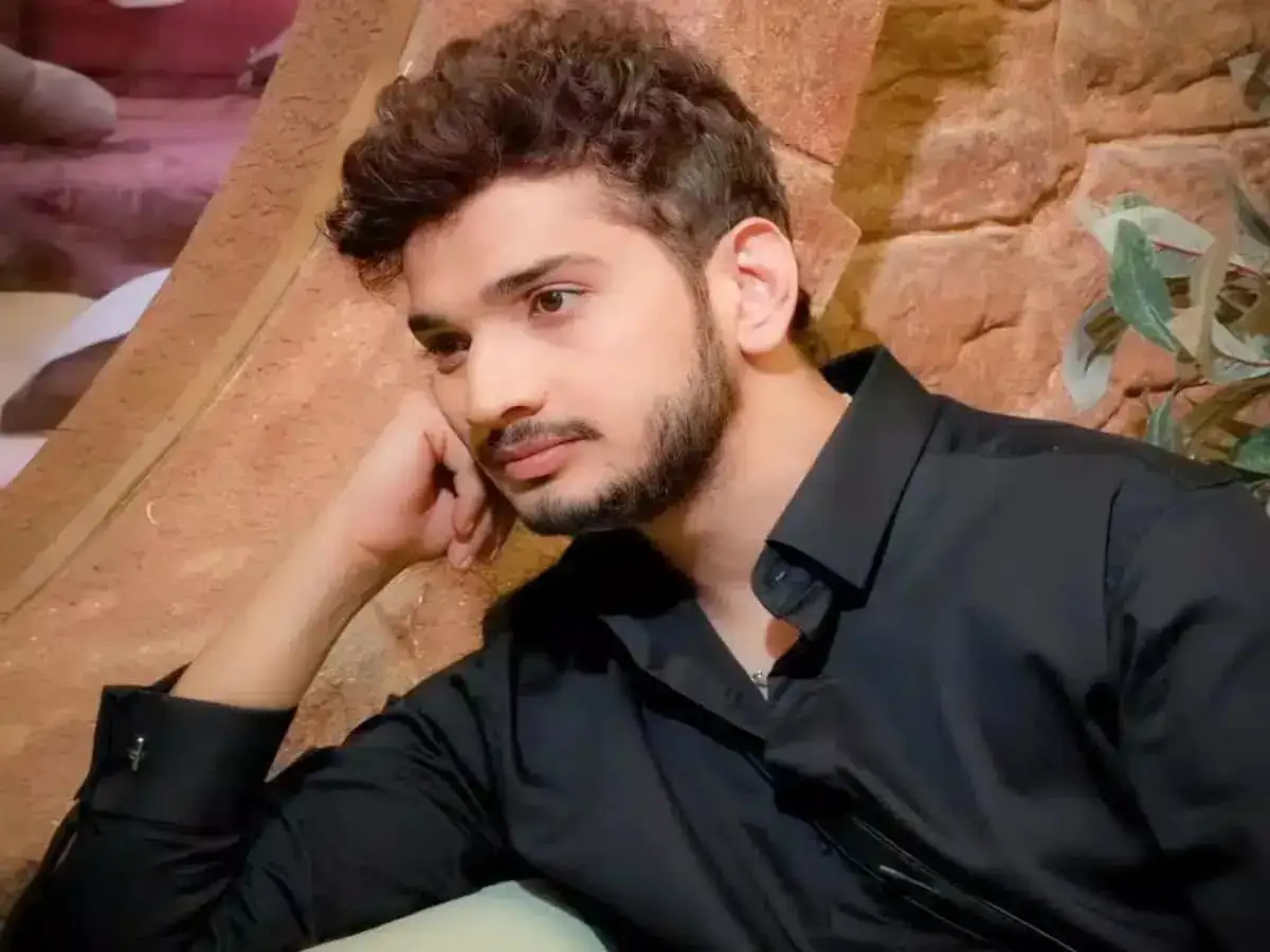 भारत-पाकिस्तान संघर्ष के बीच Munawar Farooqui के प्रशंसकों को संदेश- आपस में लड़ना फिजूल है...।