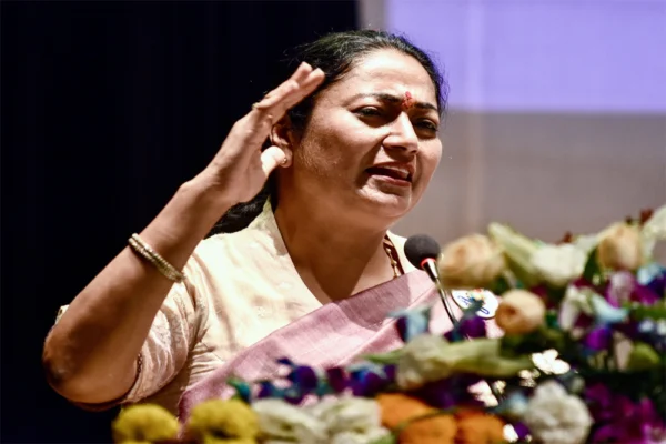 CM Rekha Gupta दिल्ली के व्यापारियों के किस कदम से गदगद हो गईं, कहा- मैं उन्हें साधुवाद देती हूं