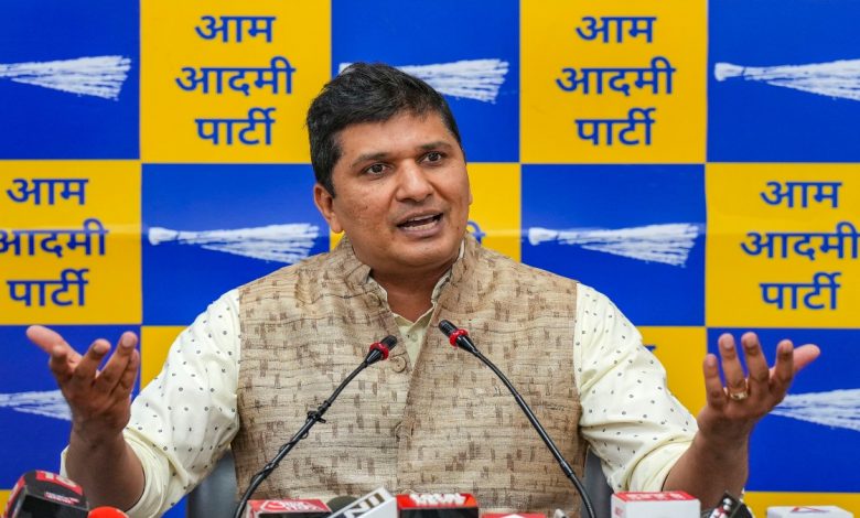 Saurabh Bharadwaj: सेना ने मुस्लिम अफसर से ब्रीफिंग कराकर एक महत्वपूर्ण संदेश दिया, सांप्रदायिक तनाव फैलाने की आतंकी साजिश थी 1 Saurabh Bharadwaj: सेना ने मुस्लिम अफसर से ब्रीफिंग कराकर एक महत्वपूर्ण संदेश दिया, सांप्रदायिक तनाव फैलाने की आतंकी साजिश थी
