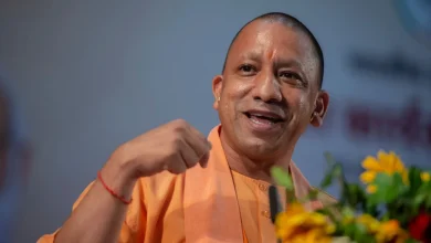 CM Yogi Adityanath ने अफसरों को 15 जून तक बाढ़ बचाव के सभी कार्यों को पूरा करने के कड़े निर्देश दिए हैं।