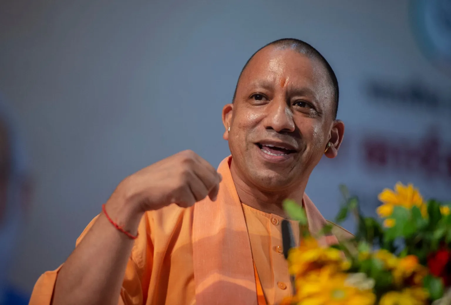 CM Yogi Adityanath ने अफसरों को 15 जून तक बाढ़ बचाव के सभी कार्यों को पूरा करने के कड़े निर्देश दिए हैं।