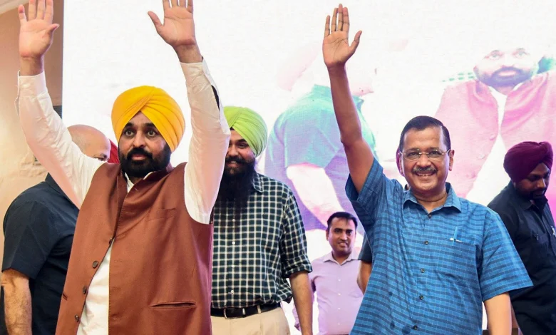 CM Bhagwant Mann और Arvind Kejriwal का लोगों से आग्रह; नशे को रोकने और हमारी आने वाली पीढ़ियों को बचाने के लिए निगरानीकर्ता के रूप में काम करें 1 CM Bhagwant Mann और Arvind Kejriwal का लोगों से आग्रह; नशे को रोकने और हमारी आने वाली पीढ़ियों को बचाने के लिए निगरानीकर्ता के रूप में काम करें