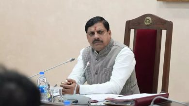 बुरहानपुर में फसलों को नुकसान होने पर CM Mohan Yadav ने बड़ा निर्णय लिया, कहा कि 'हम किसानों के साथ'