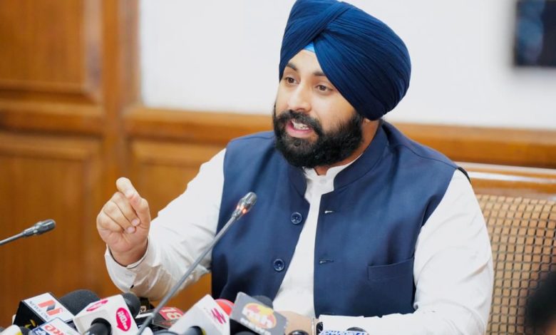 Harjot Singh Bains: स्कूल ऑफ एमिनेंस के कक्षा 9वीं के विद्यार्थियों के लिए 3 दिवसीय ओरिएंटेशन कार्यक्रम ने सफलता का मार्ग प्रशस्त किया