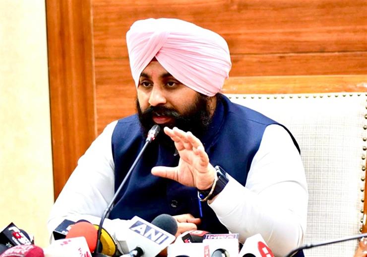 Harjot Singh Bains: छात्रों का सम्मान सर्वोपरि, त्वरित कार्रवाई की गई