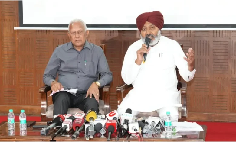 Harpal Singh Cheema: पंजाब की नई खनन नीति, भ्रष्टाचार पर लगाम, रेत-बजरी पर अधिकार अब सीधे जनता के हाथों में
