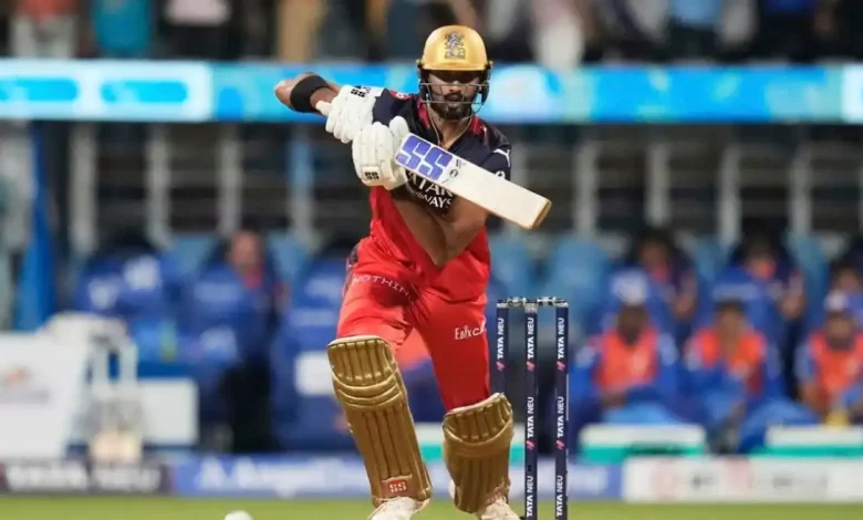 ये खिलाड़ी अब IPL से बाहर हैं, टीम ने रिप्लेसमेंट घोषित किया