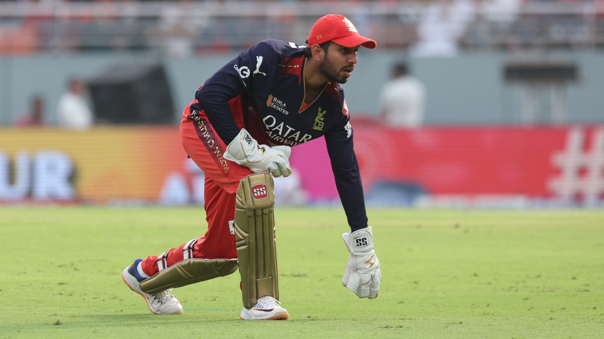RCB के कप्तान ने SRH के खिलाफ मैच के बाद अजीबोगरीब बयान देते हुए कहा कि अच्छा हुआ हार गए