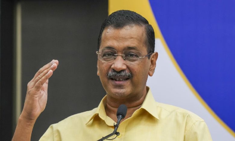 Arvind Kejriwal ने भाजपा सरकार पर हमला बोला, कहा- "3 महीने भी नहीं हुए और बर्बाद करना शुरू कर दिया।"