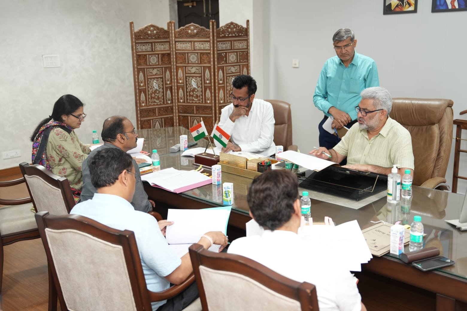 लाल चंद कटारूचक ने वन विभाग के अधिकारियों को शहरी वानिकी परियोजना तैयार करने के निर्देश दिए 12 लाल चंद कटारूचक ने वन विभाग के अधिकारियों को शहरी वानिकी परियोजना तैयार करने के निर्देश दिए