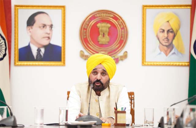 CM Bhagwant Mann की किसानों से अपील; पंजाब के भूजल को बचाने और आय बढ़ाने के लिए डीएसआर योजना का उपयोग करें