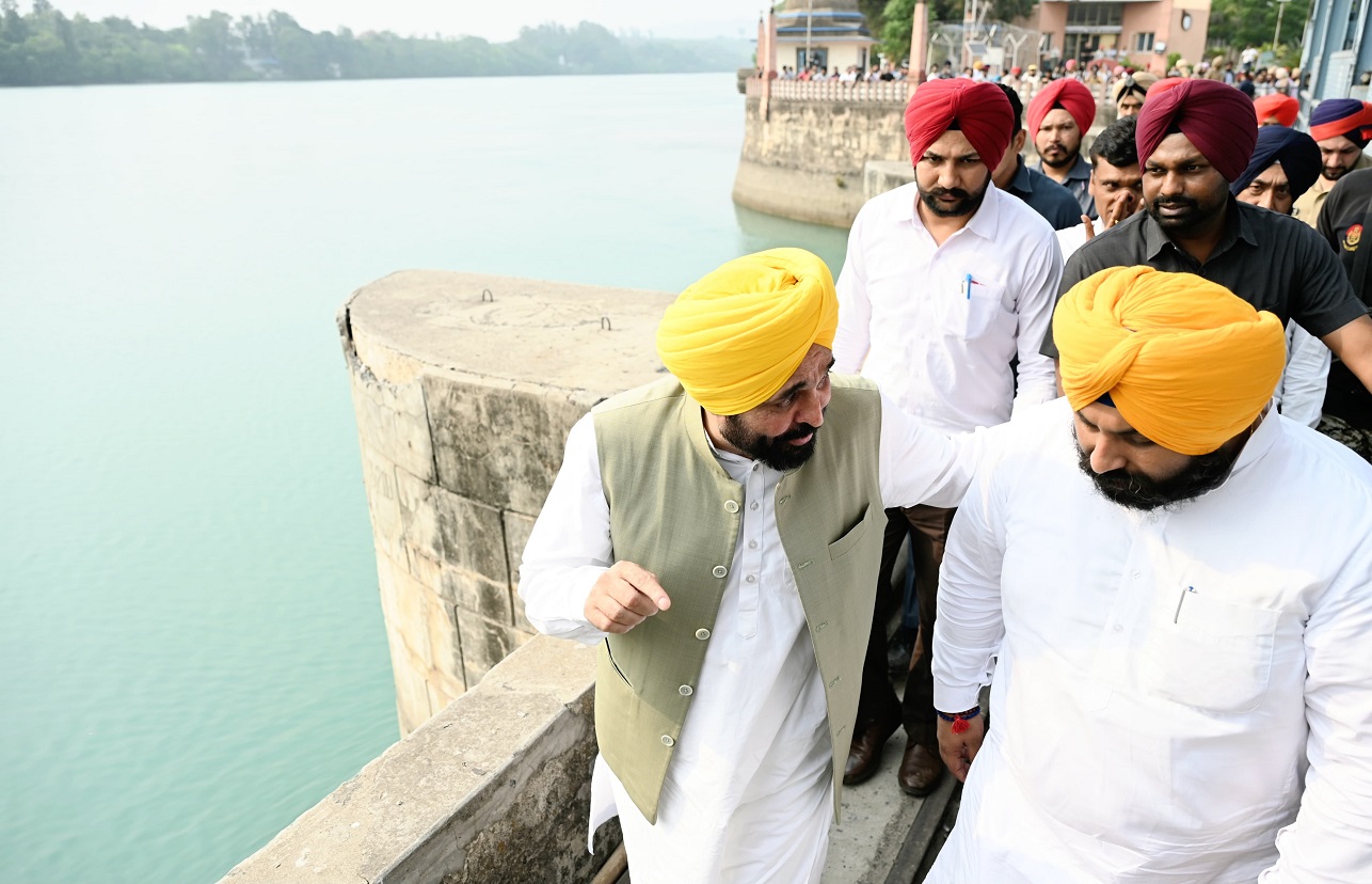 नंगल डैम पर CM Bhagwant Mann: पंजाब के पानी की एक भी बूंद चोरी नहीं होने दी जाएगी!