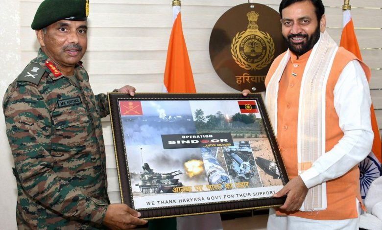 CM Nayab Saini से पश्चिमी कमान के सेना कमांडर ने की मुलाकात