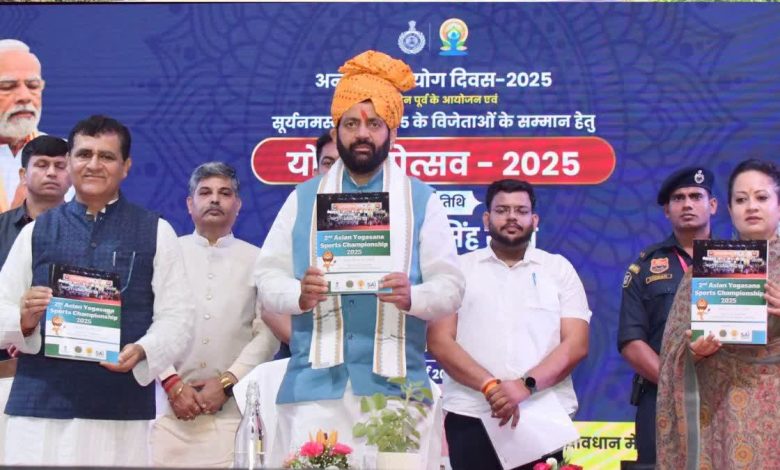 CM Nayab Saini ने आयुष विभाग में पारदर्शिता के लिए लॉन्च किए तीन पोर्टल 1 CM Nayab Saini ने आयुष विभाग में पारदर्शिता के लिए लॉन्च किए तीन पोर्टल