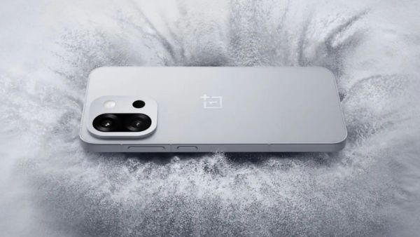 DSLR जैसे कैमरे और iPhone जैसे बटन वाले OnePlus 13s की भारत में कीमत इतनी होगी, लॉन्च से पहले खुलासा 1 DSLR जैसे कैमरे और iPhone जैसे बटन वाले OnePlus 13s की भारत में कीमत इतनी होगी, लॉन्च से पहले खुलासा