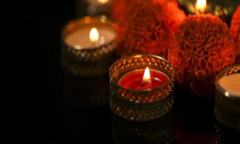 Vaishakh Purnima 2025: वैशाख पूर्णिमा के दिन दीपक से ये 1 काम करें, आप कर्ज से छुटकारा पाएंगे!