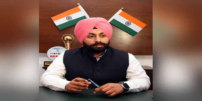 Harjot Singh Bains: पंजाब में इतिहास रचा गया, 40 सरकारी स्कूल के छात्रों ने जेईई (एडवांस्ड) में सफलता प्राप्त की
