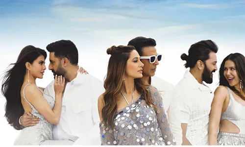 Housefull 5 ए या 5बी को लेकर हैं कंफ्यूज? टिकट खरीदने से पहले इन रिव्यूज को पढ़ें 1 Housefull 5 ए या 5बी को लेकर हैं कंफ्यूज? टिकट खरीदने से पहले इन रिव्यूज को पढ़ें