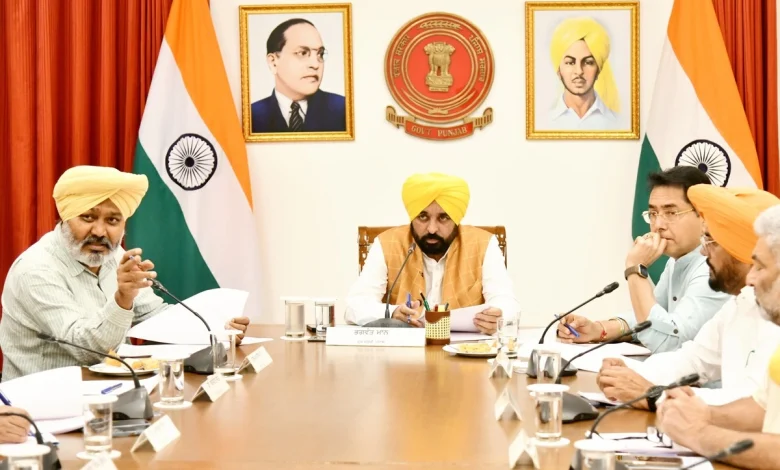 CM Bhagwant Mann: राज्य भर की तहसीलों को भ्रष्टाचार मुक्त बनाने की दिशा में आगे बढ़ रहे हैं