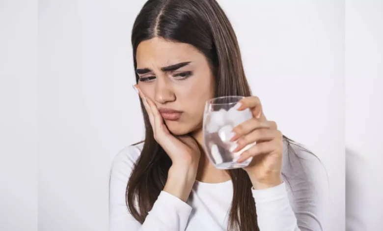 Teeth Pain Home Remedies: अगर आपके दांत बहुत दर्द करते हैं तो इन आसान उपायों को अपनाने से आपको मिनटों में राहत मिलेगी 1 Teeth Pain Home Remedies: अगर आपके दांत बहुत दर्द करते हैं तो इन आसान उपायों को अपनाने से आपको मिनटों में राहत मिलेगी