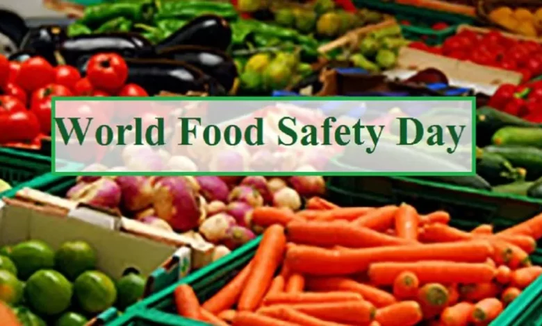 World Food Safety Day 2025: फूड सेफ्टी से जुड़ी जरूरी बातें जानें, खराब खाना सेहत पर पड़ सकता है भारी, ये बीमारियां हो सकती हैं 1 World Food Safety Day 2025: फूड सेफ्टी से जुड़ी जरूरी बातें जानें, खराब खाना सेहत पर पड़ सकता है भारी, ये बीमारियां हो सकती हैं