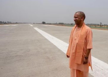 Gorakhpur Link Expressway Update: गोरखपुर लिंक एक्सप्रेसवे उद्घाटन की तारीख तय, सीएम योगी दिखाएंगे यात्री सुरक्षा फ्लीट को हरी झंडी