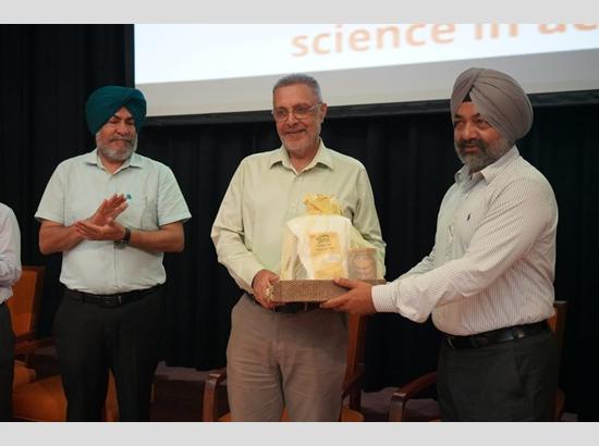 पंजाब के स्वास्थ्य मंत्री Dr Balbir Singh ने विश्व खाद्य सुरक्षा दिवस समारोह में प्राकृतिक खाद्य पद्धतियों की वकालत की