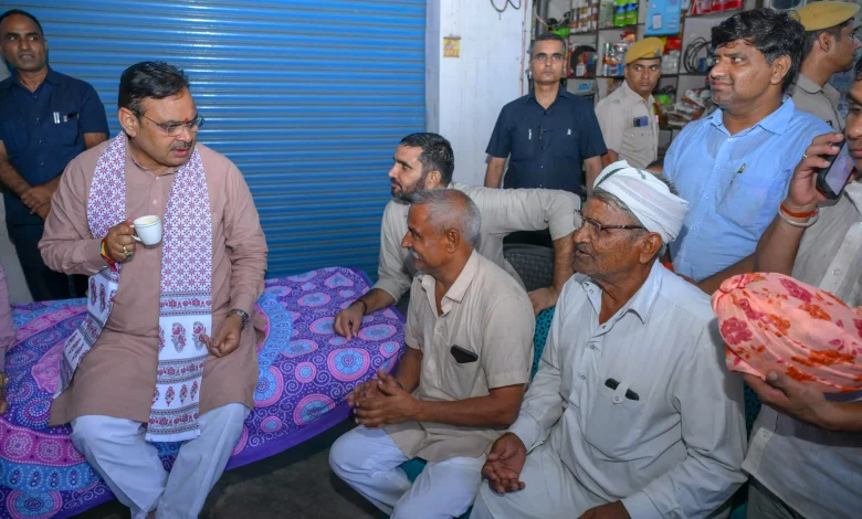 CM Bhajanlal Sharma ने विभिन्न योजनाओं के पात्र व्यक्तियों को किया लाभान्वित