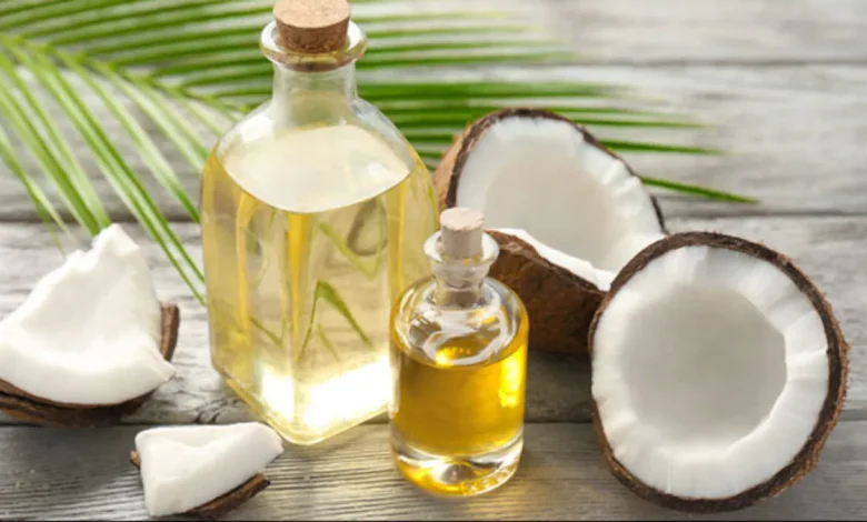 Coconut Oil For Health: नारियल तेल शरीर के लिए फायदेमंद है, लेकिन क्या दिल के लिए नुकसानदायक है? जानें क्या कहते हैं एक्सपर्ट? 1 Coconut Oil For Health: नारियल तेल शरीर के लिए फायदेमंद है, लेकिन क्या दिल के लिए नुकसानदायक है? जानें क्या कहते हैं एक्सपर्ट?