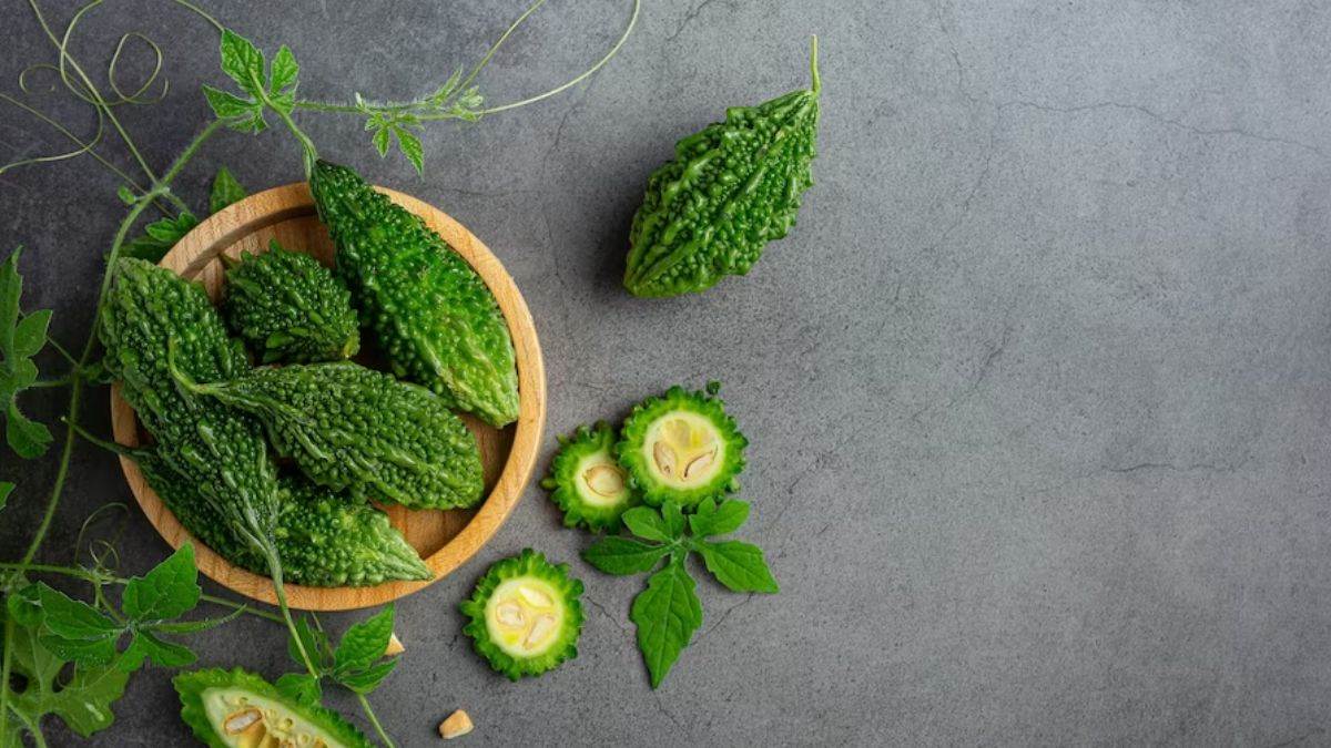 Health Tips: करेले के बीज खाने से सेहत को ये पांच नुकसान हो सकते हैं, सावधान रहें