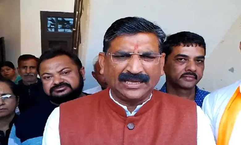 कैबिनेट मंत्री कृष्ण कुमार बेदी ने सुना प्रधानमंत्री का मन की बात कार्यक्रम
