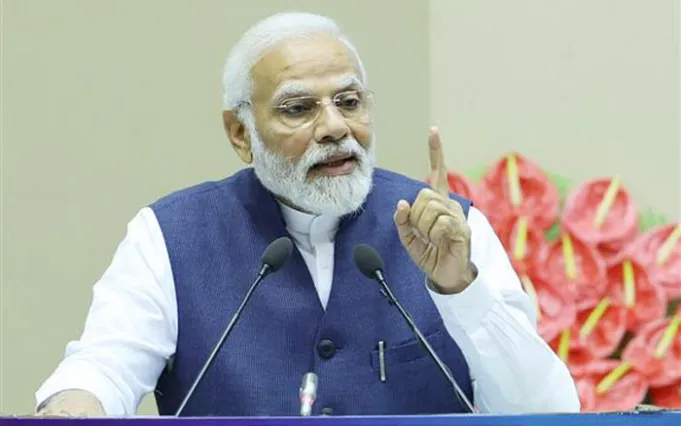 PM Narendra Modi: एक सहानुभूतिशील सरकार, गरीब कल्याण के लिए समर्पित 1 PM Narendra Modi: एक सहानुभूतिशील सरकार, गरीब कल्याण के लिए समर्पित