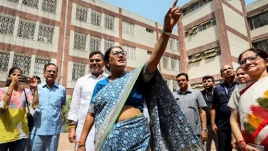 CM Rekha Gupta ने दिल्ली में अचानक सरकारी स्कूलों का दौरा क्यों किया PM श्री योजना वाला प्लान क्या है?