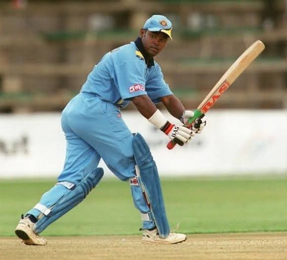 Vinod Kambli Cricket Career: इंग्लैंड के खिलाफ ताबड़तोड़ डबल सेंचुरी लगाने वाला विनोद कांबली, जो गुमनाम है