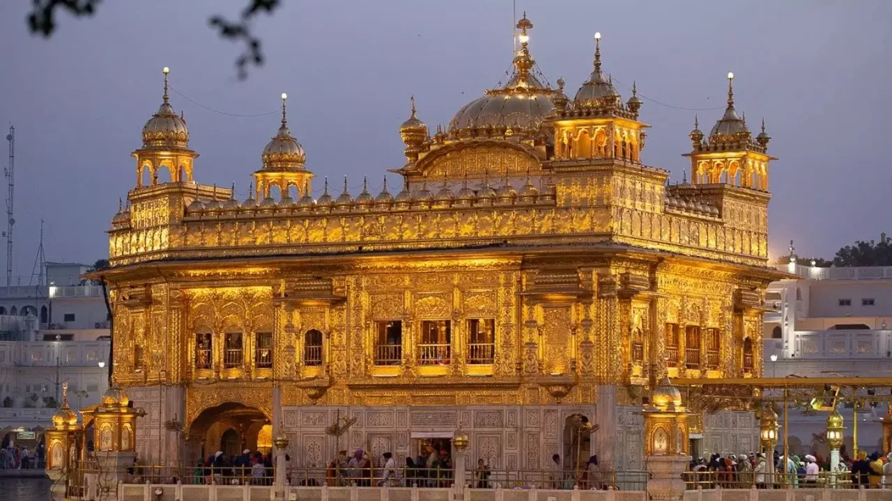 श्री दरबार साहिब बम धमकी: 24 घंटे में दूसरी बार श्री दरबार साहिब को उड़ाने की धमकी, पंजाब पुलिस और SGPC अलर्ट