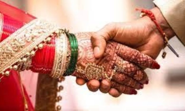 नवांशहर जिला प्रशासन आदेश: पंजाब के नवांशहर जिले में शादी-विवाह से लेकर धार्मिक निर्माण तक सख्त पाबंदी, जानें क्यों... 1 नवांशहर जिला प्रशासन आदेश: पंजाब के नवांशहर जिले में शादी-विवाह से लेकर धार्मिक निर्माण तक सख्त पाबंदी, जानें क्यों...