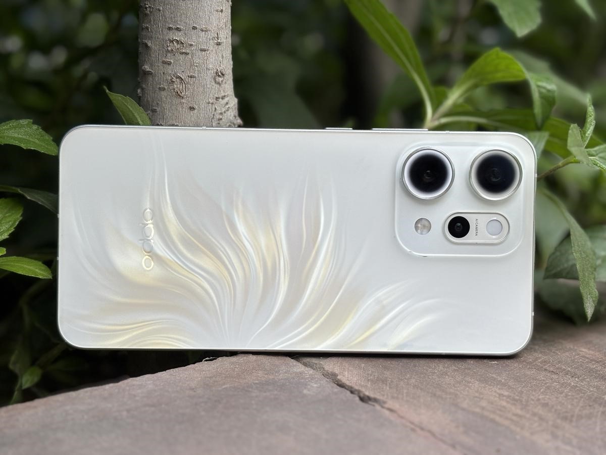 ओप्पो रेनो 14 5G: नए स्टाइल में लौटा OPPO, पानी के अंदर भी करेगा शानदार फोटोग्राफी