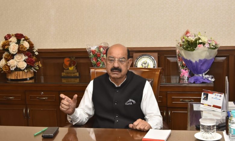 मंत्री मोहिंदर भगत ने की पूर्व सैनिक कल्याण योजनाओं की समीक्षा, युद्ध स्मारकों के निर्माण में तेज़ी लाने के निर्देश