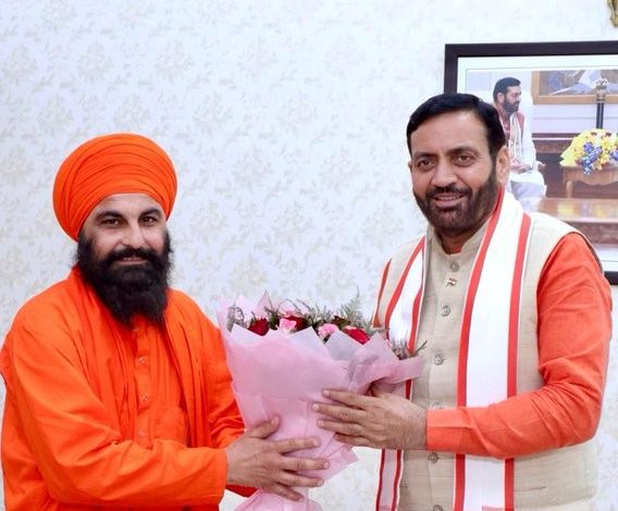 CM Nayab Saini ने ‘संत कबीर कुटीर’ पर डेरा बाबा भूमणशाह के बाबा ब्रह्मदास जी का ससम्मान स्वागत किया 1 CM Nayab Saini ने ‘संत कबीर कुटीर’ पर डेरा बाबा भूमणशाह के बाबा ब्रह्मदास जी का ससम्मान स्वागत किया