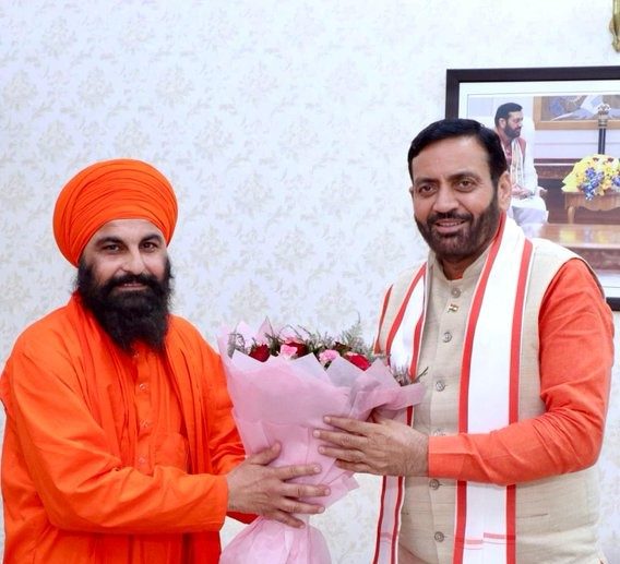 CM Nayab Saini ने ‘संत कबीर कुटीर’ पर डेरा बाबा भूमणशाह के बाबा ब्रह्मदास जी का ससम्मान स्वागत किया
