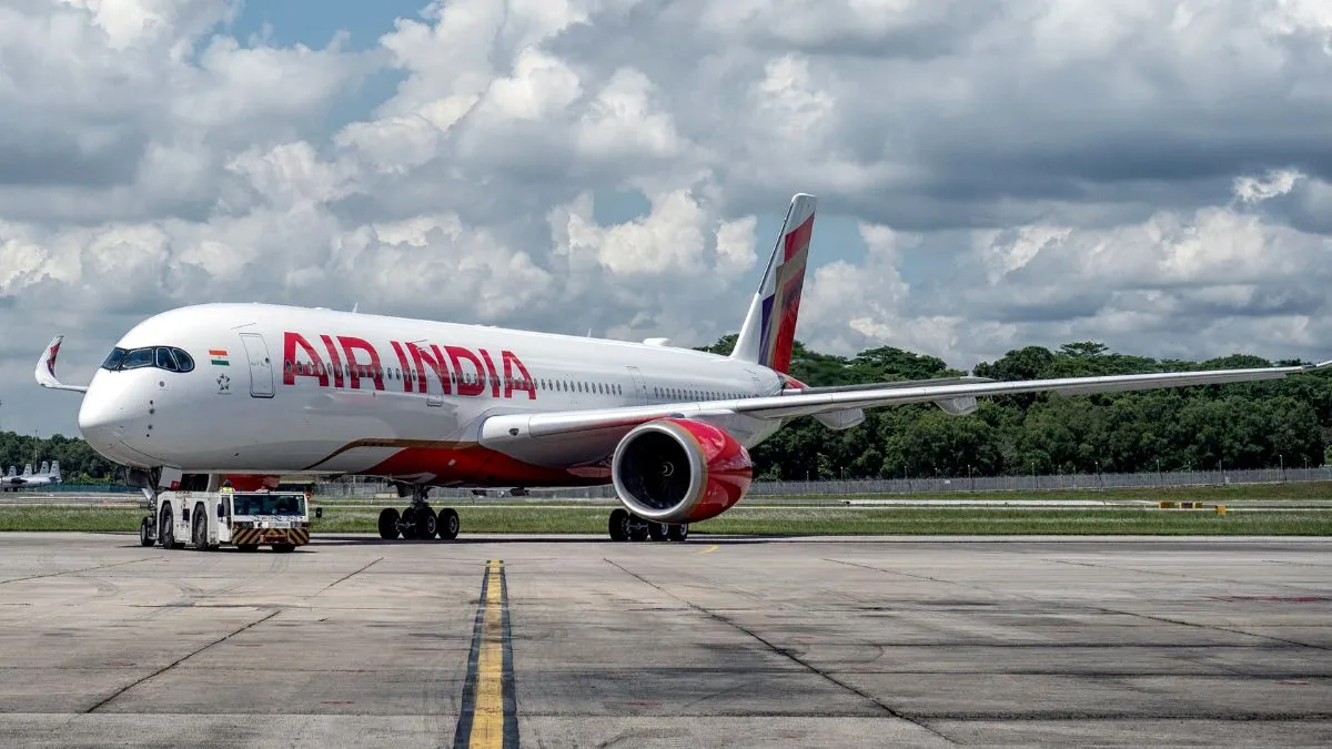 दिल्ली एयरपोर्ट एडवाइजरी: खराब मौसम के बीच यात्रियों को दी चेतावनी, फ्लाइट स्टेटस जरूर जांचें